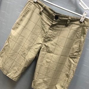 Quiksilver size 31 shorts